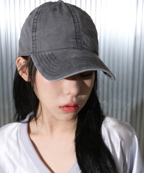 FOLLOWIN（フォロウィン）の「[UNISEX][小頭フィット][オールシーズン可能]パステル ピグメント ビンテージ ウォッシング 無地 ボールキャップ（キャップ・レディース・カーキ/グレー/チャコール/ベージュ/パープル/レッド・ONE SIZE）」の13枚目の写真