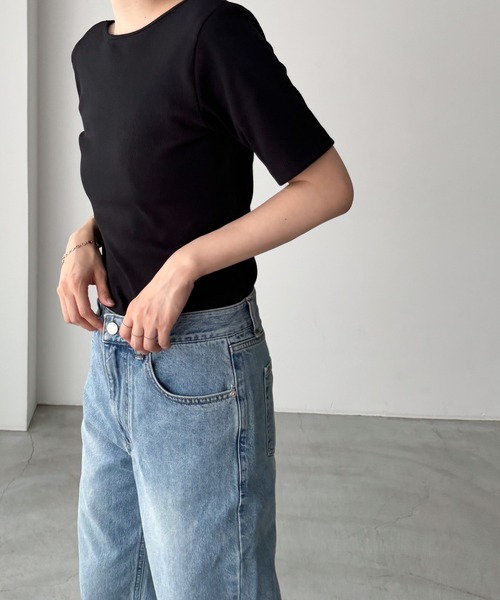 CANAL JEAN(キャナルジーン)の「BLUE BRICK バックレスTシャツ(Tシャツ/カットソー・レディース・ブラック/ブラック×ホワイト/アイボリー・ONE SIZE)」の7枚目の写真