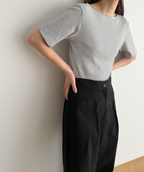CANAL JEAN(キャナルジーン)の「BLUE BRICK バックレスTシャツ(Tシャツ/カットソー・レディース・ブラック/ブラック×ホワイト/アイボリー・ONE SIZE)」の10枚目の写真