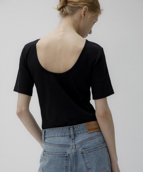 CANAL JEAN(キャナルジーン)の「BLUE BRICK バックレスTシャツ(Tシャツ/カットソー・レディース・ブラック/ブラック×ホワイト/アイボリー・ONE SIZE)」の15枚目の写真