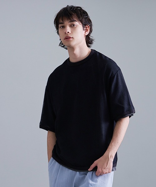 Revo.(レボ)の「Revo. コットンメッシュ SS Tee(Tシャツ/カットソー・メンズ・グレー/カーキ/ナチュラル/ブルー/ブラック・2/1)」の7枚目の写真