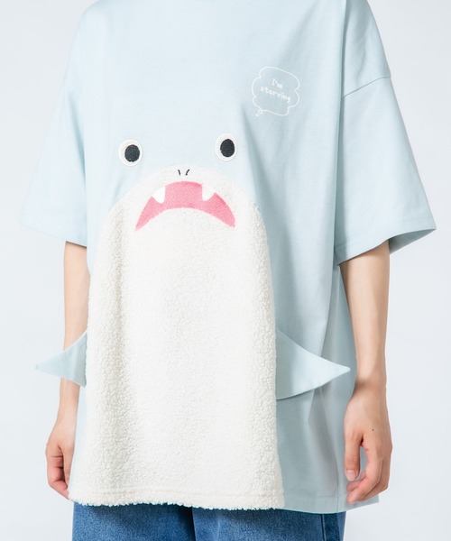 LB/S (エルビーエス)の「【Hi Hey Hoooo/ハイヘイホー】くま さめ顔どんTシャツ アニマルシリーズ(Tシャツ/カットソー・レディース・ベージュ/サックスブルー・FREE)」の3枚目の写真