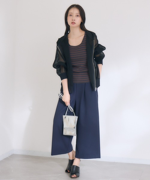 KATHARINE ROSS（キャサリンロス）の「【KATHARINE ROSS】ボーダースクエアニットタンクトップ（タンクトップ・レディース・チャコールグレー・MEDIUM）」の2枚目の写真