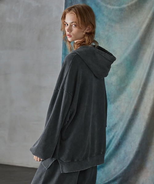 SERACE（セラス）の「【SERACE】Heavy weight vintage design pigment damage hoodie / ヘビーウェイトヴィンテージデザインピグメントダメージパーカー（パーカー・メンズ・ブラック/グレー/ブラウン・M/L）」の19枚目の写真