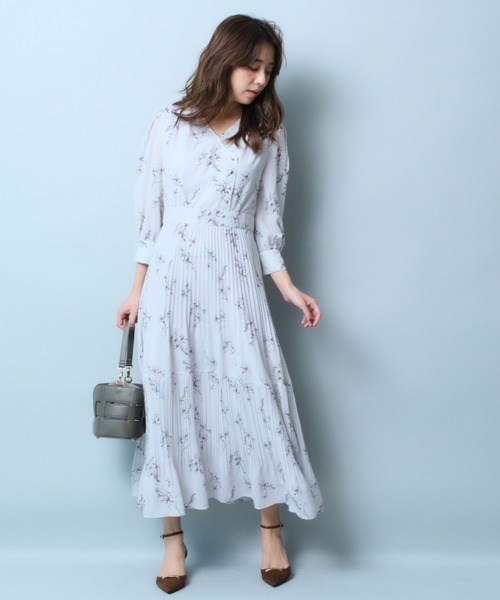 ジャスグリッティー ラップ風リリープリントワンピース JUSGLITTY（ジャスグリッティー）の「ラップ風リリープリント