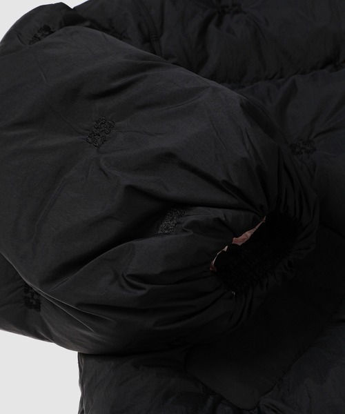 GANNI（ガニー）の「Nylon Tech Puffer Midi Jacket（ダウンジャケット/コート・レディース・ブラック・S/M）」の10枚目の写真
