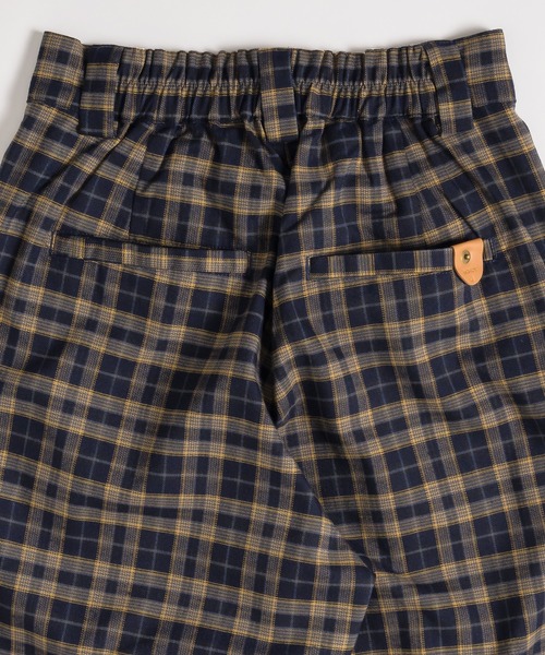 MUHET（ミュエータ）の「アソートチェックパンツ（スラックス・レディース・ネイビー/チャコールグレー・SMALL/MEDIUM/LARGE/X-LARGE）」の20枚目の写真