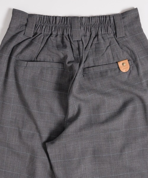 MUHET（ミュエータ）の「アソートチェックパンツ（スラックス・レディース・ネイビー/チャコールグレー・SMALL/MEDIUM/LARGE/X-LARGE）」の6枚目の写真