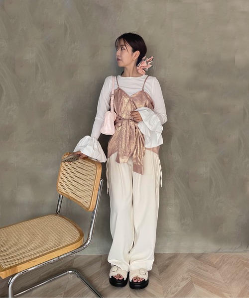 ENIM BY VICKY(エニムバイビッキー)の「2wayメタリックシャツブラウス《手洗い可能》(シャツ/ブラウス・レディース・ブラック/ピンク・M)」の9枚目の写真
