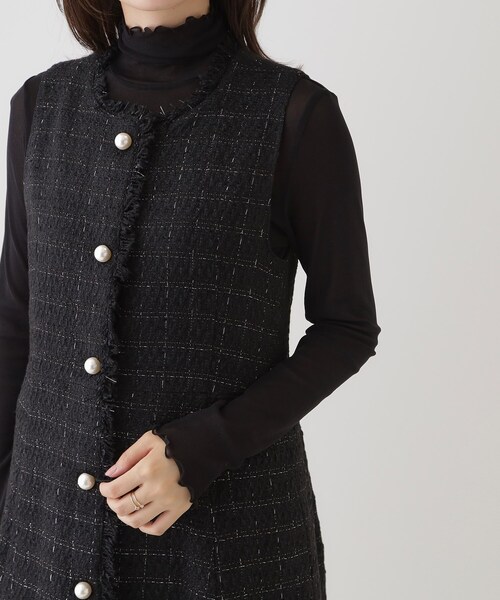 couture brooch（クチュールブローチ）の「パール調ボタンツイード