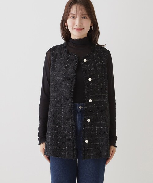 couture brooch（クチュールブローチ）の「パール調ボタンツイード