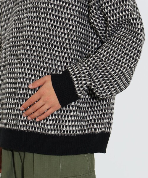 BEAMS HEART(ビームスハート)の「ポップコーン編み クルーネック ニット(ニット/セーター・メンズ・ネイビー/ブラック・SMALL/MEDIUM/LARGE)」の14枚目の写真