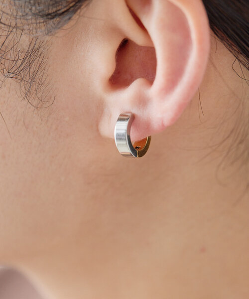 ear PAPILLONNER(イアパピヨネ)の「《金属アレルギー対応/ステンレス》バイカラーイヤリング(イヤリング・レディース・シルバー/ゴールド・FREE)」の6枚目の写真