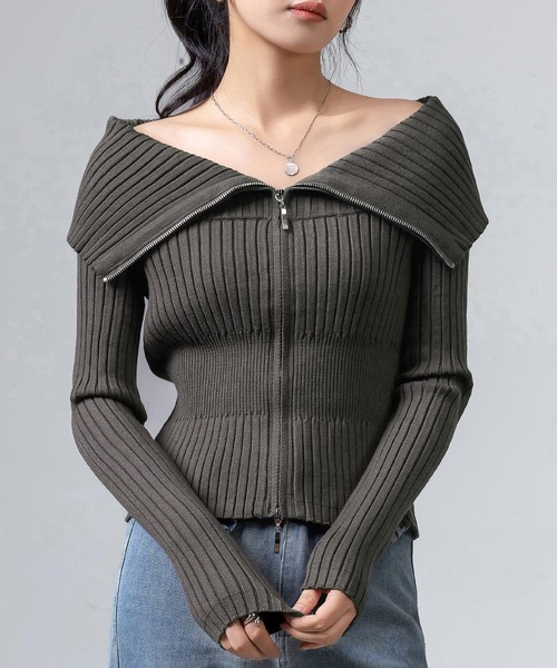 DAY CLOSET（デイ クローゼット）の「【デコルテ綺麗魅せ】長袖 オフショル ビッグカラー ダブルジップ リブニット レディース（ニット/セーター・レディース・ホワイト/ブラック/チャコールグレー/グレー・FREE）」の3枚目の写真