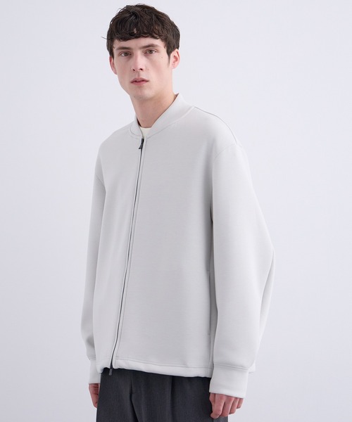 UNITED TOKYO（ユナイテッドトウキョウ）の「Aeroダンボールボンバージャケット（ブルゾン・メンズ・グレイッシュベージュ/ライトグレー/ブラック・2/1）」の16枚目の写真