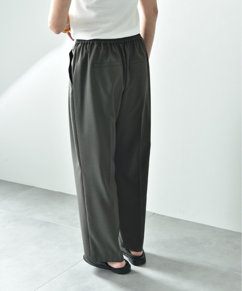 CLOCHE（クロシェ）の「【ＣＬＯＣＨＥ】Ｒｅｆｌａｘ　ＥＣＯウェザーストレッチテーパードパンツ（その他パンツ・レディース・ブラック/チャコールグレー・FREE）」の12枚目の写真