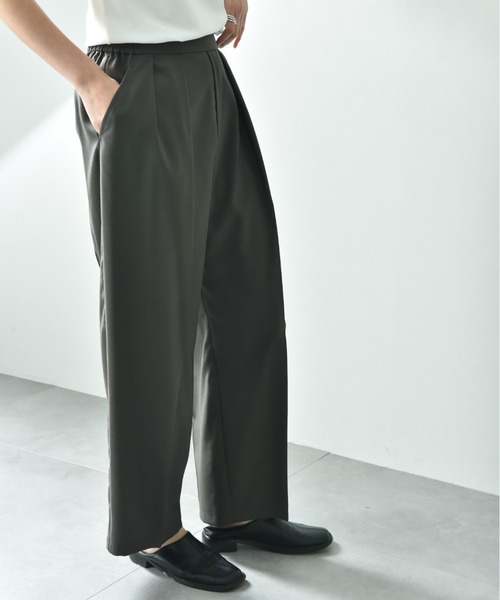 CLOCHE（クロシェ）の「【ＣＬＯＣＨＥ】Ｒｅｆｌａｘ　ＥＣＯウェザーストレッチテーパードパンツ（その他パンツ・レディース・ブラック/チャコールグレー・FREE）」の11枚目の写真