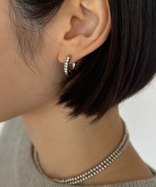 Diliraba(ディリラバ)の「【Diliraba】ステンレス ワンタッチビジューフープ ピアスセット A(ピアス(両耳用)・レディース・ゴールド/シルバー・FREE)」の1枚目の写真
