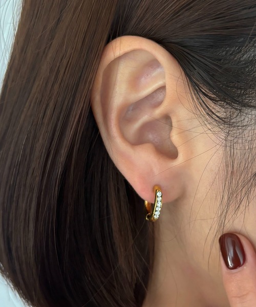 Diliraba(ディリラバ)の「【Diliraba】ステンレス ワンタッチビジューフープ ピアスセット A(ピアス(両耳用)・レディース・ゴールド/シルバー・FREE)」の5枚目の写真