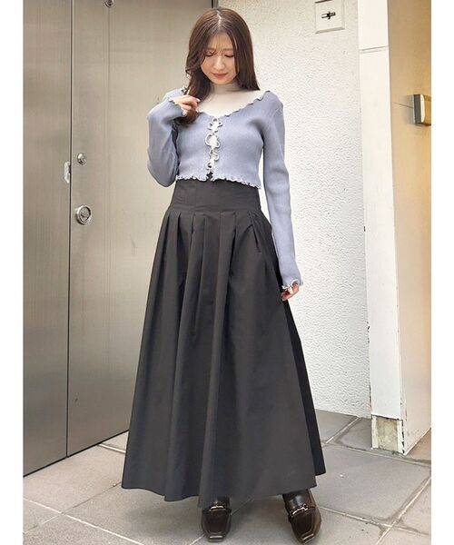 MERCURYDUO（マーキュリーデュオ）の「配色メローフリルニットカーデ（カーディガン/ボレロ・レディース・ライトグレー/ブラック/ブルー・FREE）」の4枚目の写真