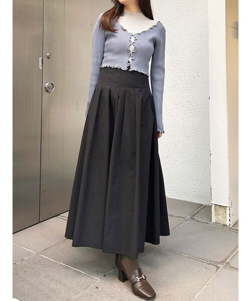 MERCURYDUO（マーキュリーデュオ）の「配色メローフリルニットカーデ（カーディガン/ボレロ・レディース・ライトグレー/ブラック/ブルー・FREE）」の5枚目の写真