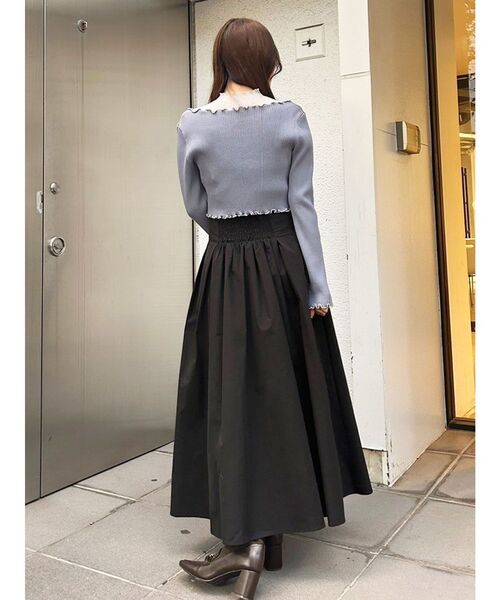 MERCURYDUO（マーキュリーデュオ）の「配色メローフリルニットカーデ（カーディガン/ボレロ・レディース・ライトグレー/ブラック/ブルー・FREE）」の6枚目の写真