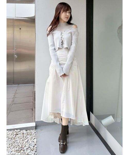 MERCURYDUO（マーキュリーデュオ）の「配色メローフリルニットカーデ（カーディガン/ボレロ・レディース・ライトグレー/ブラック/ブルー・FREE）」の9枚目の写真