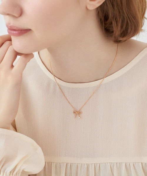 Canal 4℃(カナルヨンドシー)の「シルバー リボン ネックレス(ネックレス・レディース・ピンクゴールド・FREE)」の5枚目の写真