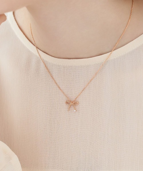 Canal 4℃(カナルヨンドシー)の「シルバー リボン ネックレス(ネックレス・レディース・ピンクゴールド・FREE)」の6枚目の写真