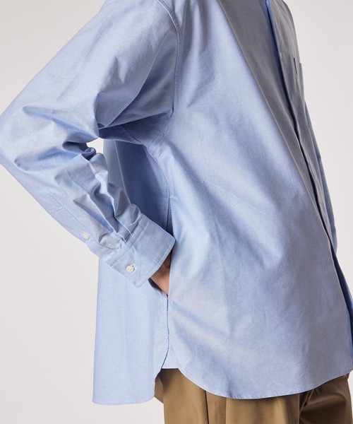 LANVIN en Bleu(ランバンオンブルー)の「【LANVIN en Bleu ESSENTIAL】PRECHEURS / ワイドフィット BDシャツ(シャツ/ブラウス・メンズ・ホワイト/サックスブルー・MEDIUM/LARGE/X-LARGE)」の4枚目の写真