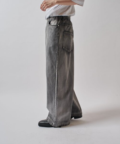 ルイス　デニム　パンツ Lui's（ルイス）の「カーブデニムパンツ（デニムパンツ）」 - WEAR