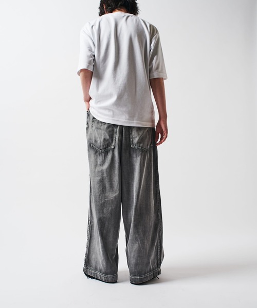 Lui's（ルイス）の「FADEイージーバギーデニムパンツ（デニム
