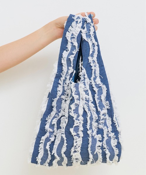 I am I in fact...（アイアムアイインファクト）の「●WAVE CUTJQ バッグ（ハンドバッグ・レディース・グレー/ネイビー・FREE）」の15枚目の写真