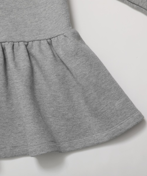 新品未使用　タグ付き　フィットモア　レース襟ペプラムスエット　グレー レース襟ペプラムスウェット（スウェット）｜Fit more（フィット