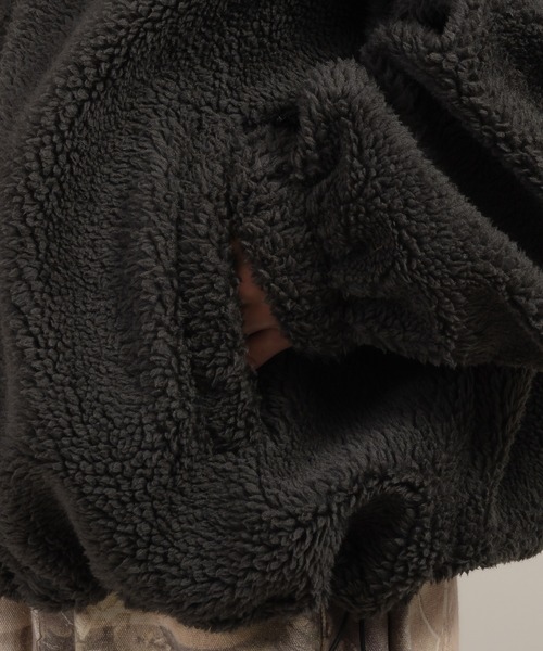 Perushu(ペルーシュ)の「リバーシブルボアブルゾン(ブルゾン・メンズ・ベージュ/レンガ/ブラック・LARGE/MEDIUM)」の22枚目の写真