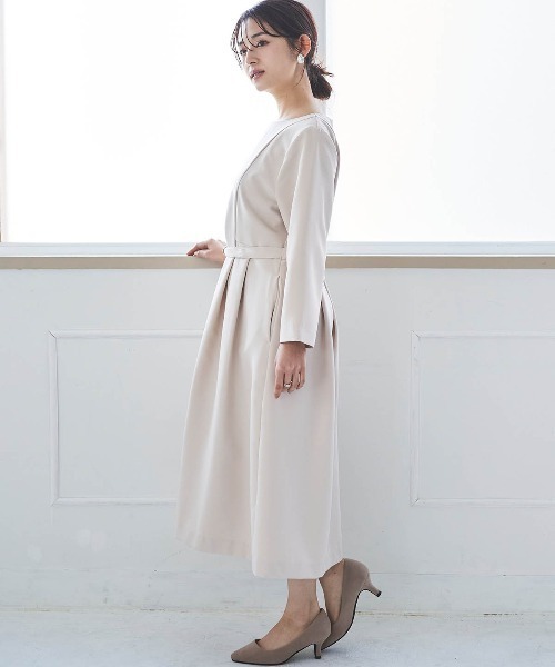 mil(ミル)の「【150㎝前後の小柄さんサイズ】Aライン ウエストタックワンピース(ワンピース・レディース・ライトベージュ/グレイッシュベージュ/ブラック・S/XS)」の14枚目の写真