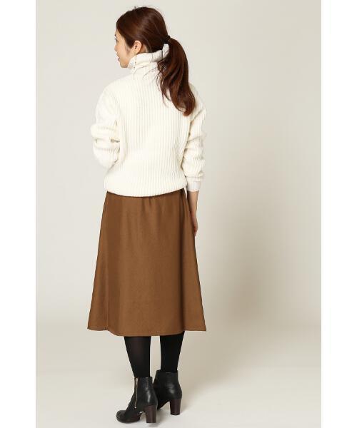 IENA（イエナ）の「CASHMERE リブタートルニットプルオーバー◆（ニット/セーター・レディース・ホワイト/ブラウン/バーガンディー/チャコールグレー・FREE）」の8枚目の写真