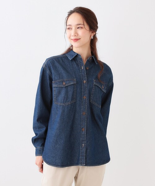 SHOO・LA・RUE(シューラルー)の「【洗える/S-LL】大人のこなれコーデに やわらかデニムシャツ(シャツ/ブラウス・レディース・ブルー/チャコールグレー/ネイビー・02/01/04/03)」の12枚目の写真