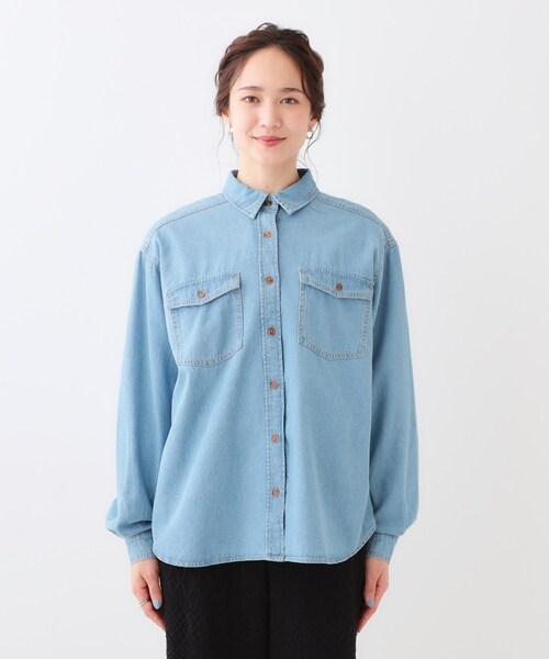 SHOO・LA・RUE(シューラルー)の「【洗える/S-LL】大人のこなれコーデに やわらかデニムシャツ(シャツ/ブラウス・レディース・ブルー/チャコールグレー/ネイビー・02/01/04/03)」の16枚目の写真