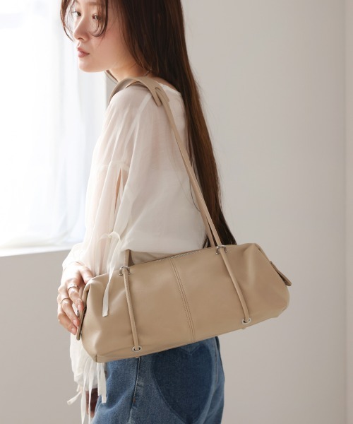 Bab（バブ）の「メタリックオーバルボストンバッグ / ペットボトル収納可能（ボストンバッグ・レディース・オフホワイト/ベージュ/ピンク/ブラック・ONESIZE）」の8枚目の写真