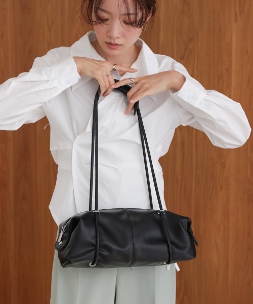 Bab（バブ）の「メタリックオーバルボストンバッグ / ペットボトル収納可能（ボストンバッグ・レディース・オフホワイト/ベージュ/ピンク/ブラック・ONESIZE）」の17枚目の写真