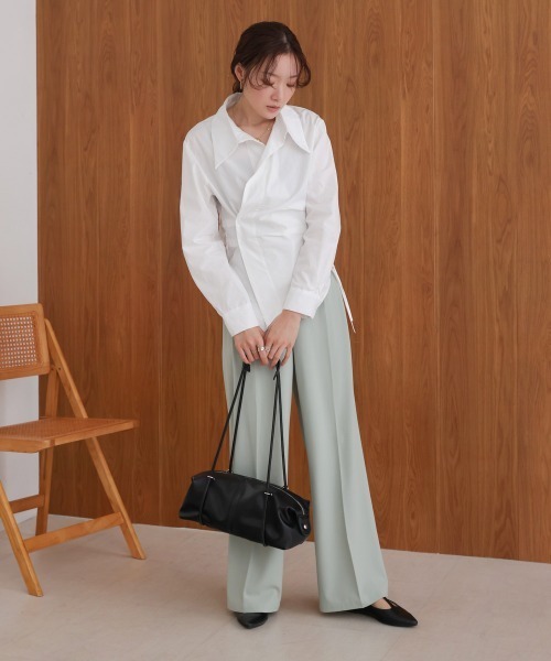 Bab（バブ）の「メタリックオーバルボストンバッグ / ペットボトル収納可能（ボストンバッグ・レディース・オフホワイト/ベージュ/ピンク/ブラック・ONESIZE）」の21枚目の写真