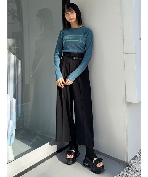 MURUA(ムルーア)の「バイカラーロゴニット(ニット/セーター・レディース・アイボリー/ブラック/オレンジ/ブルー/ブラウン・FREE)」の8枚目の写真