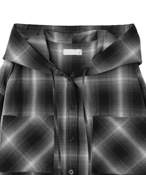 WEGO（ウィゴー）の「WEGO/【25年春夏新作】フードチェックBIGシャツ（シャツ/ブラウス・レディース・ネイビー/ブラック/レッド/サックスブルー・FREE）」の14枚目の写真