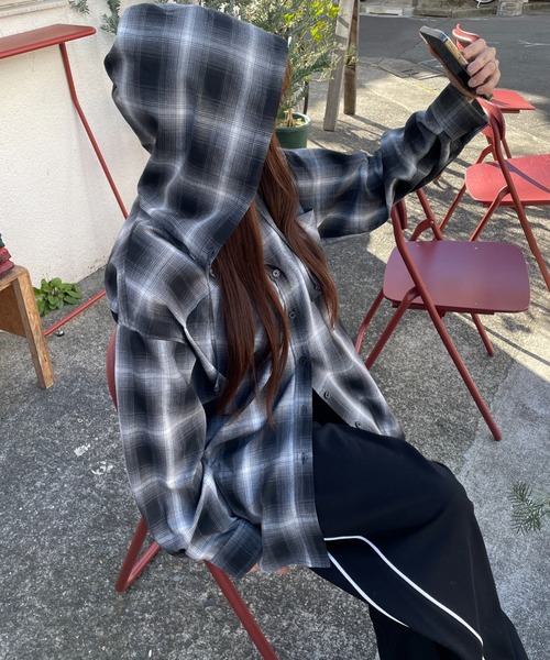 WEGO（ウィゴー）の「WEGO/【25年春夏新作】フードチェックBIGシャツ（シャツ/ブラウス・レディース・ネイビー/ブラック/レッド/サックスブルー・FREE）」の17枚目の写真