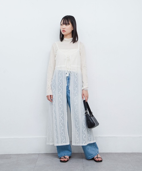 Chillfar(チルファー)の「レースキャミワンピース(ワンピース・レディース・ブルーグレー/ライトベージュ/オフホワイト/ブラック・FREE)」の16枚目の写真