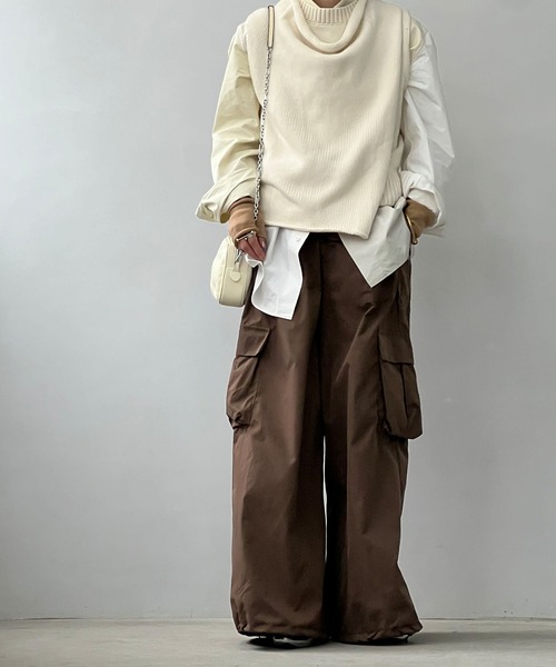 chuclla（チュクラ）の「立体ポケット ワイドカーゴ chw25s037（カーゴパンツ・レディース・ブラウン・L/S/M）」の14枚目の写真