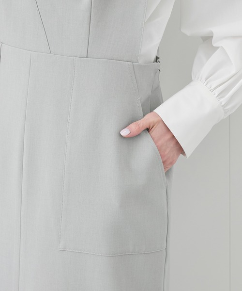 ROPE' PICNIC（ロペピクニック）の「デザインポケットジャンパースカート（ジャンパースカート・レディース・ベージュ/ライトグレー/ブラック・36/38）」の12枚目の写真