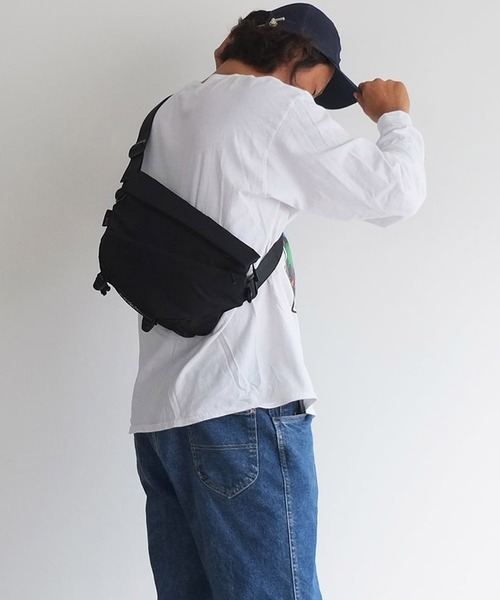 NoiR/ノアール（ノアール）の「Hexa shoulder bag / ヘキサ ショルダーバッグ（ショルダーバッグ・メンズ・ブラック系その他/ブラック・FREE）」の11枚目の写真