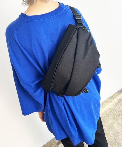 NoiR/ノアール（ノアール）の「Hexa shoulder bag / ヘキサ ショルダーバッグ（ショルダーバッグ・メンズ・ブラック系その他/ブラック・FREE）」の15枚目の写真